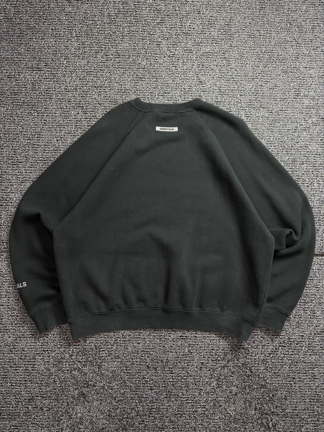 피어오브갓 에센셜 빅로고 크루넥 맨투맨 2397 상품이미지4