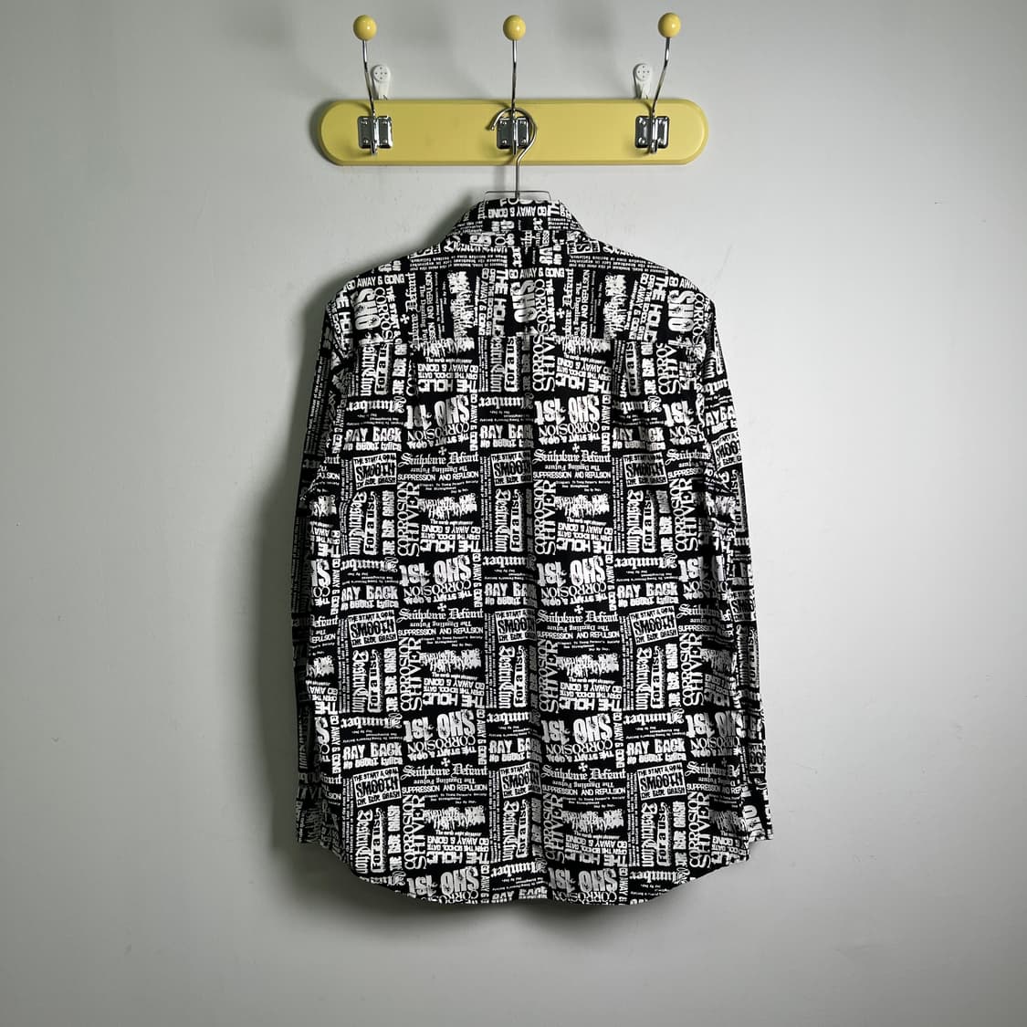 JPN VTG 빈티지 뉴스페이퍼 펑크 스컬 셔츠 XL 상품이미지2