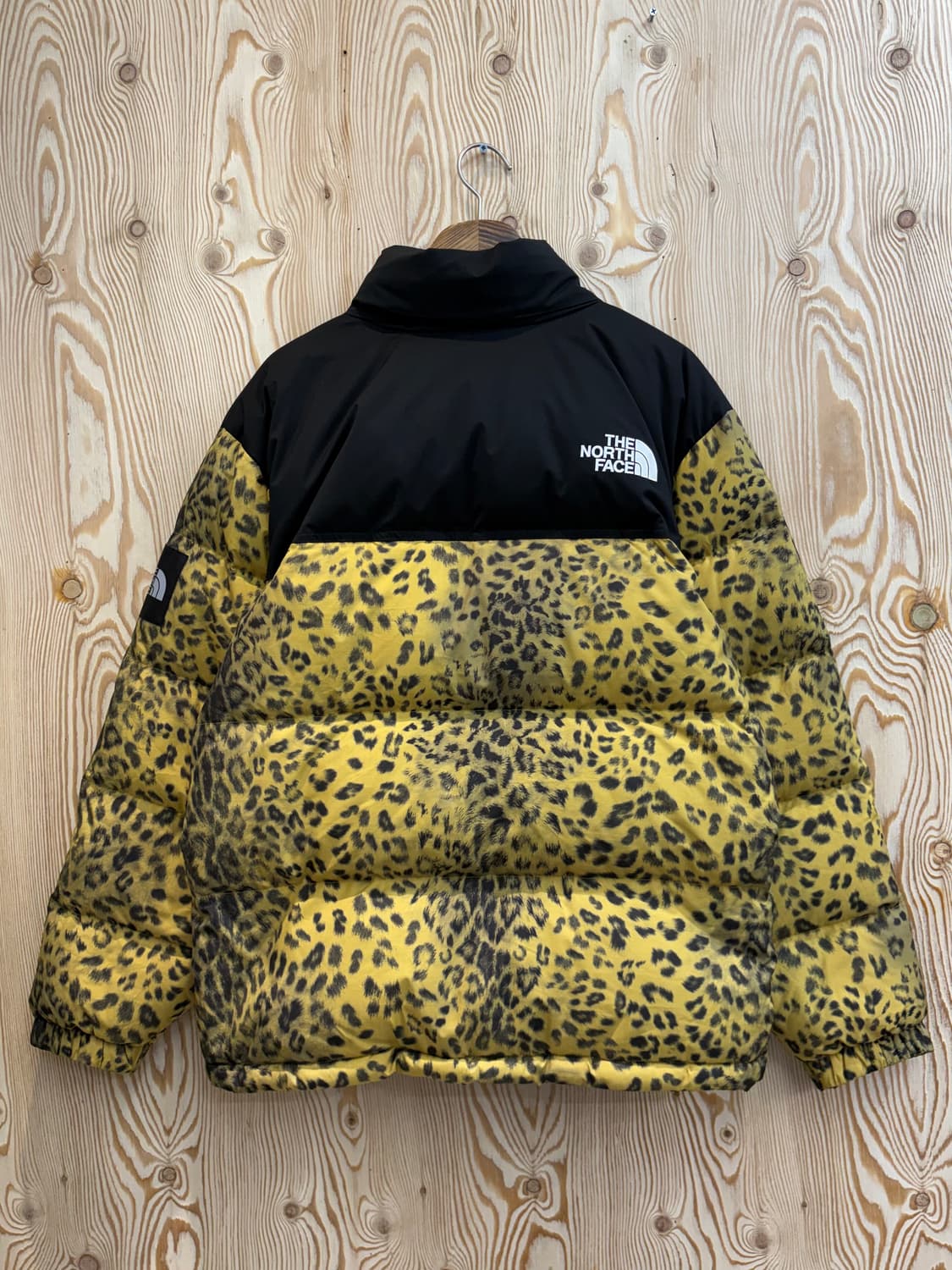 노스페이스 화이트라벨 노벨티 눕시 패딩 레오파드 상품이미지3