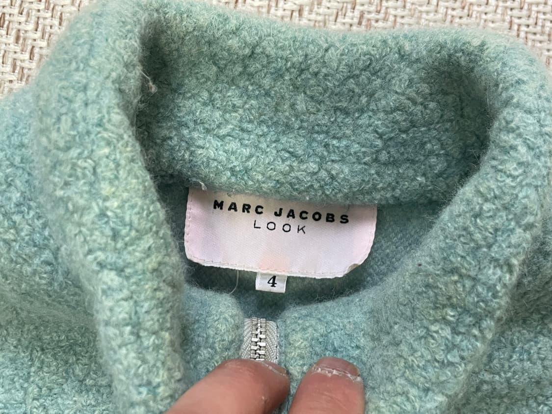 마이크제이콥스 플리스 베스트 J04095 상품이미지5