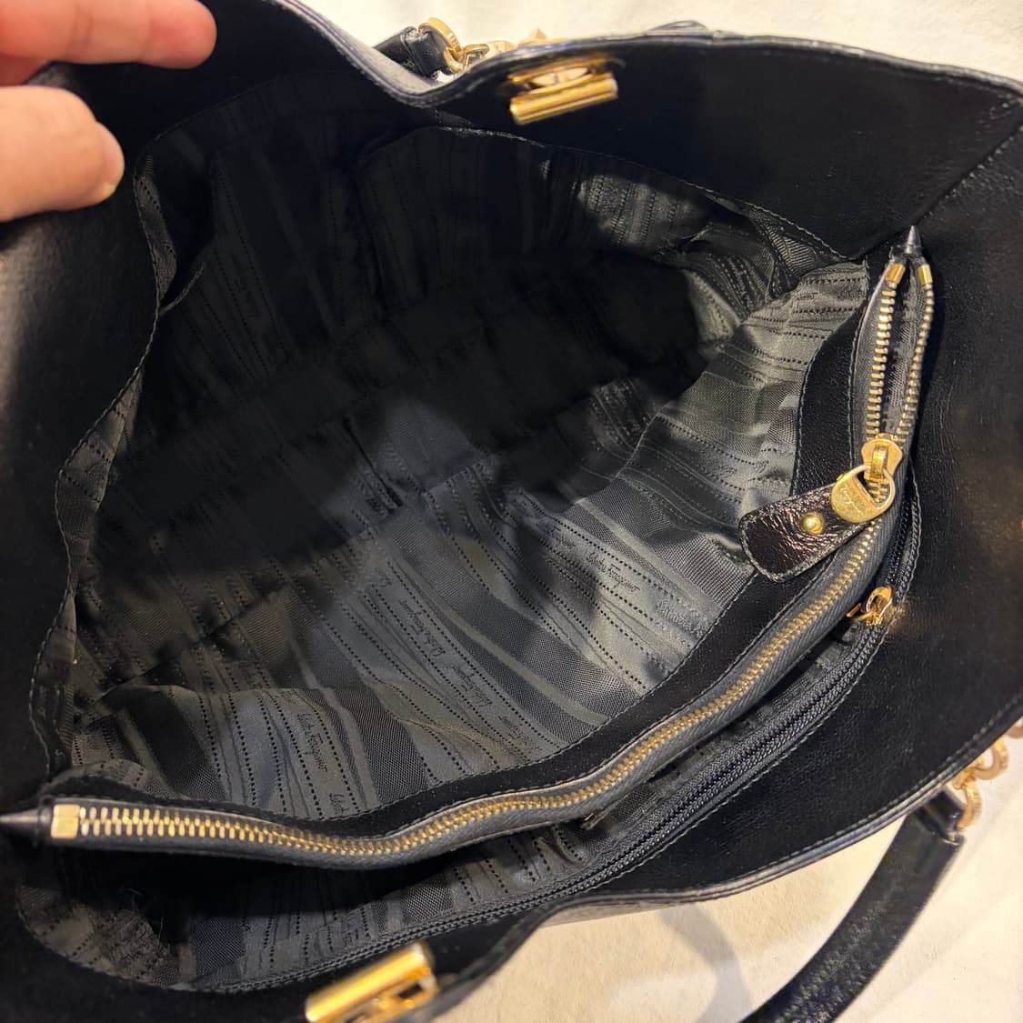 페라가모 간치니 체인 숄더백 가방 상품이미지7