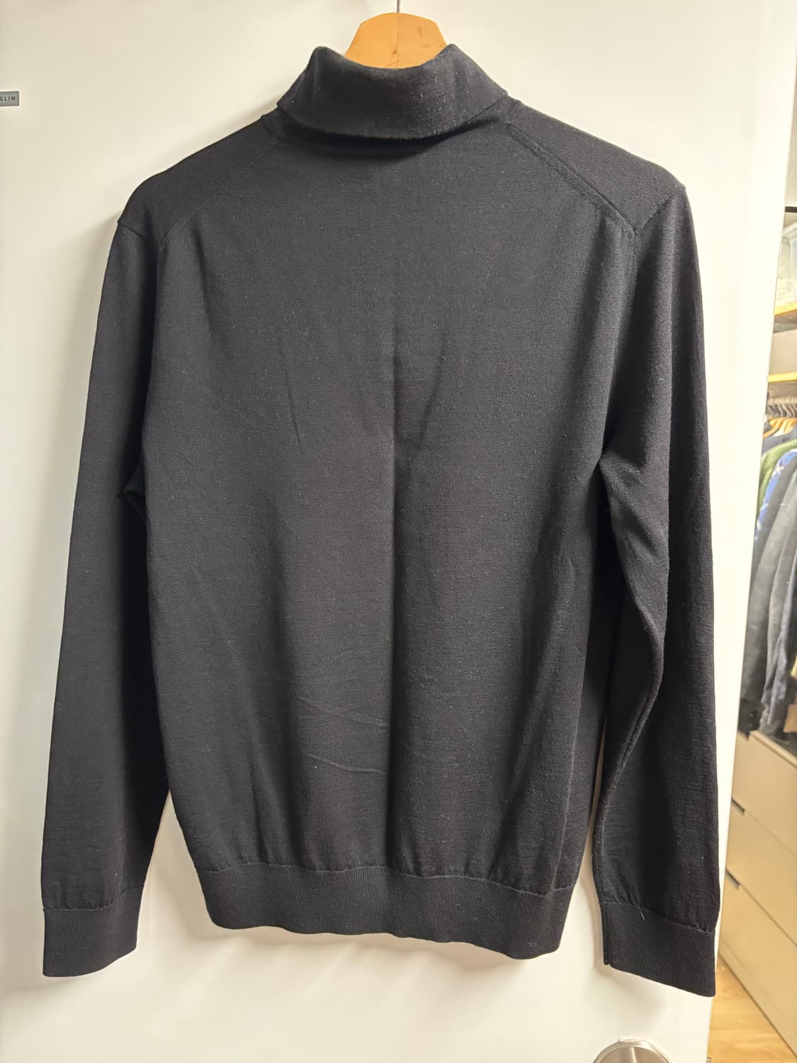 [S] 코스 메리노 울 롤넥 스웨터 블랙 상품이미지5