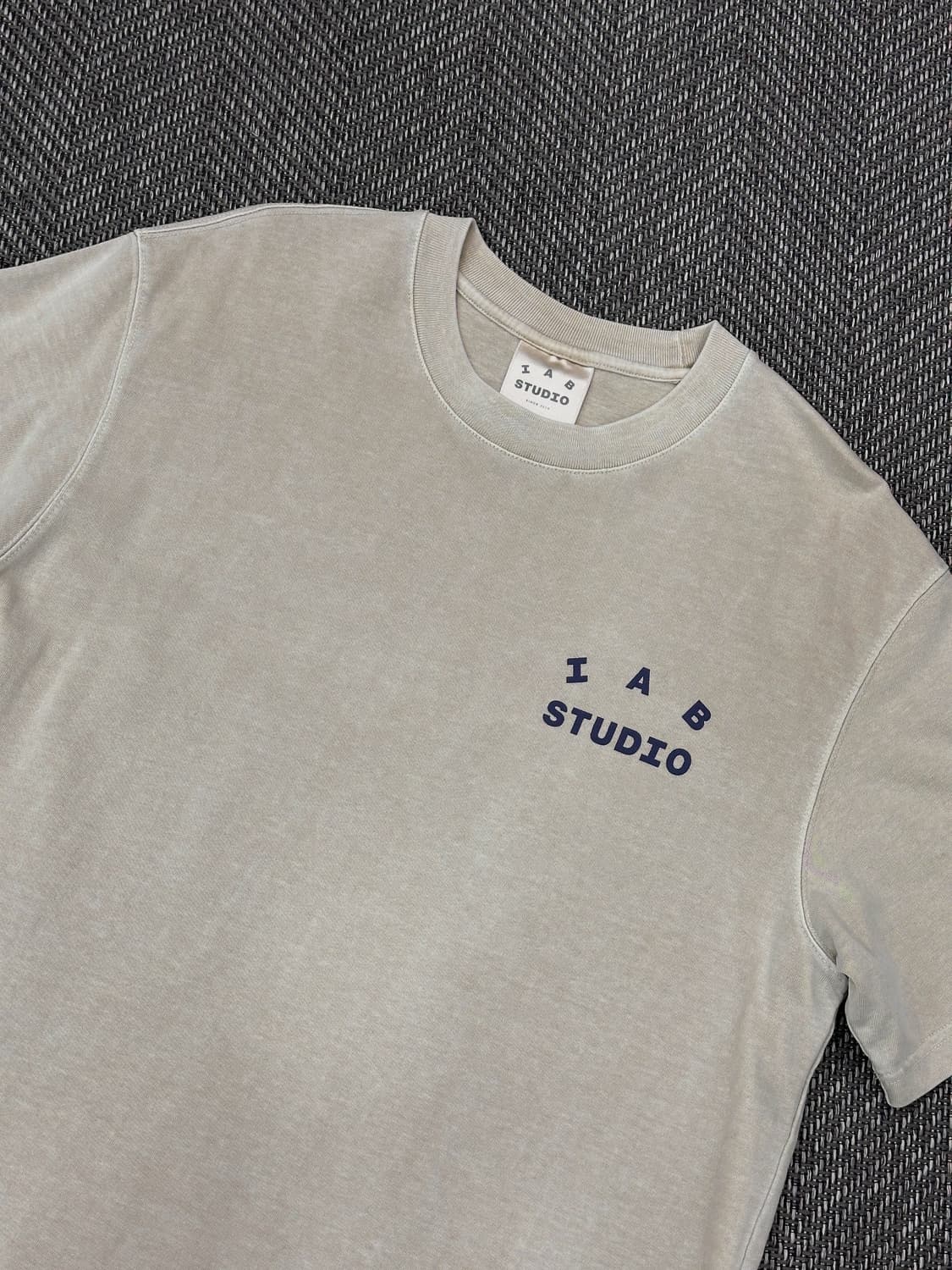 아이앱 반팔 L 상품이미지3