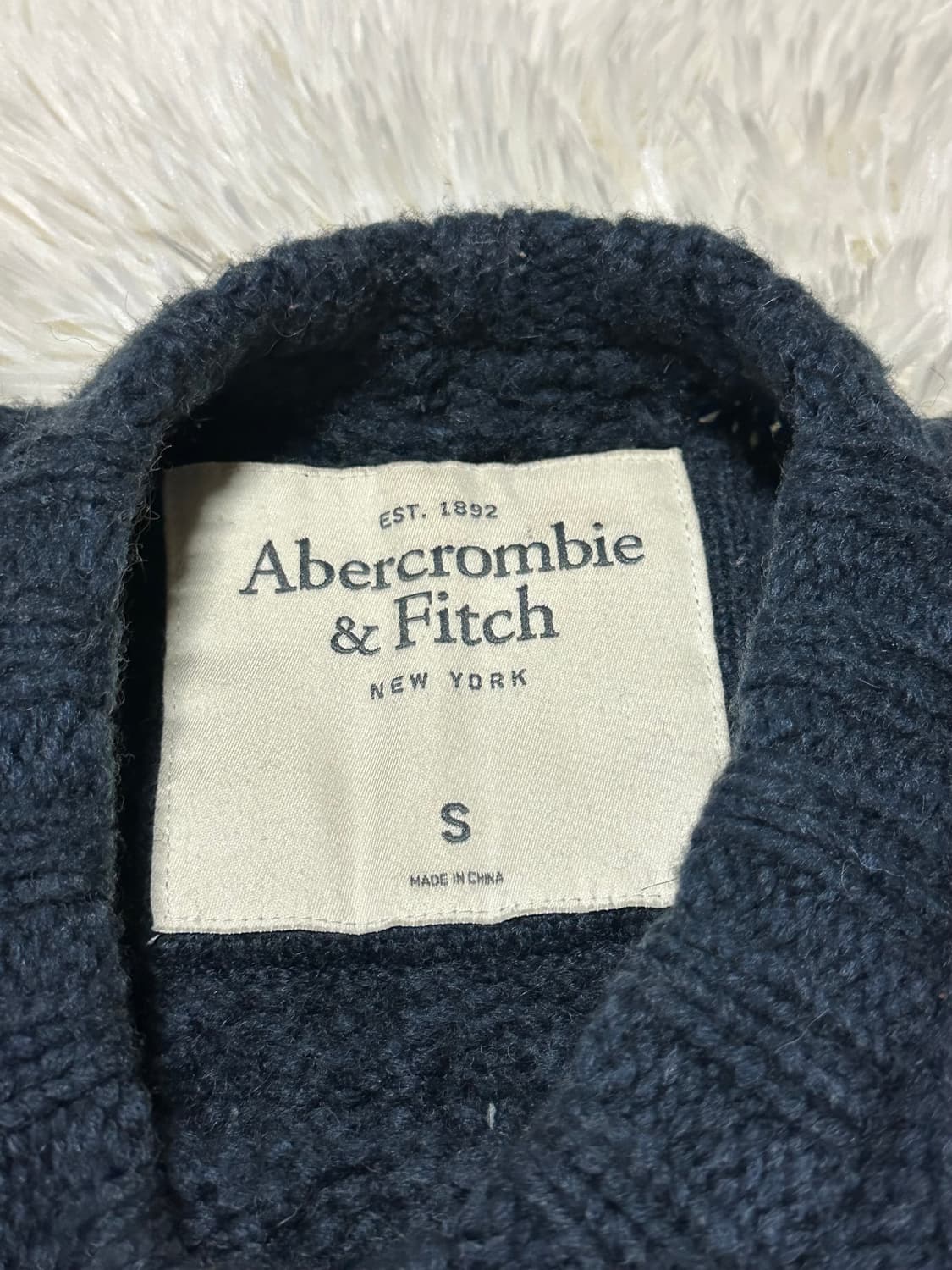 아베크롬비 헤비 니트 꽈배기 S  상품이미지2