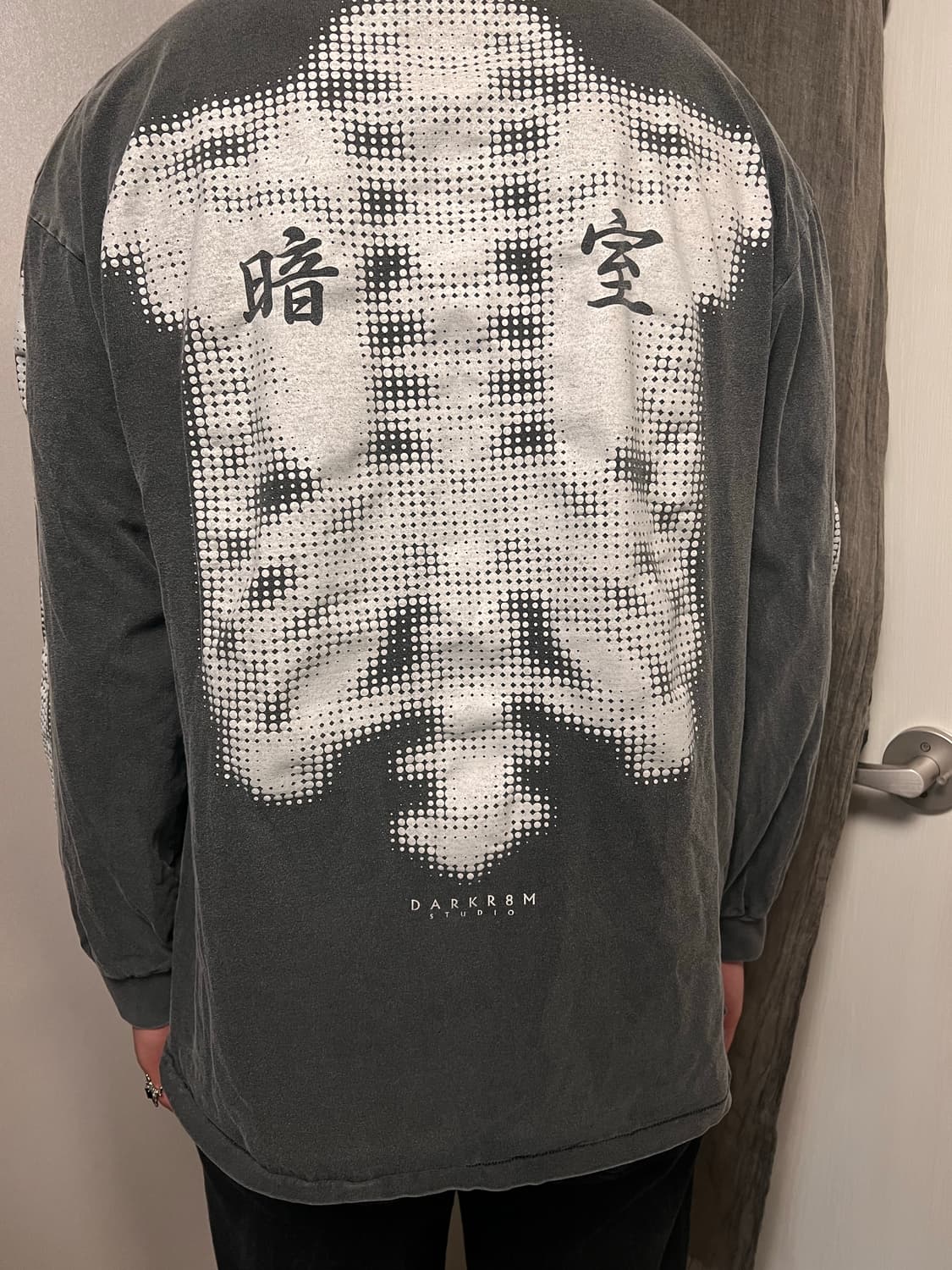 다크룸스튜디오 찬스 콜라보 본즈 롱슬리브 상품이미지3