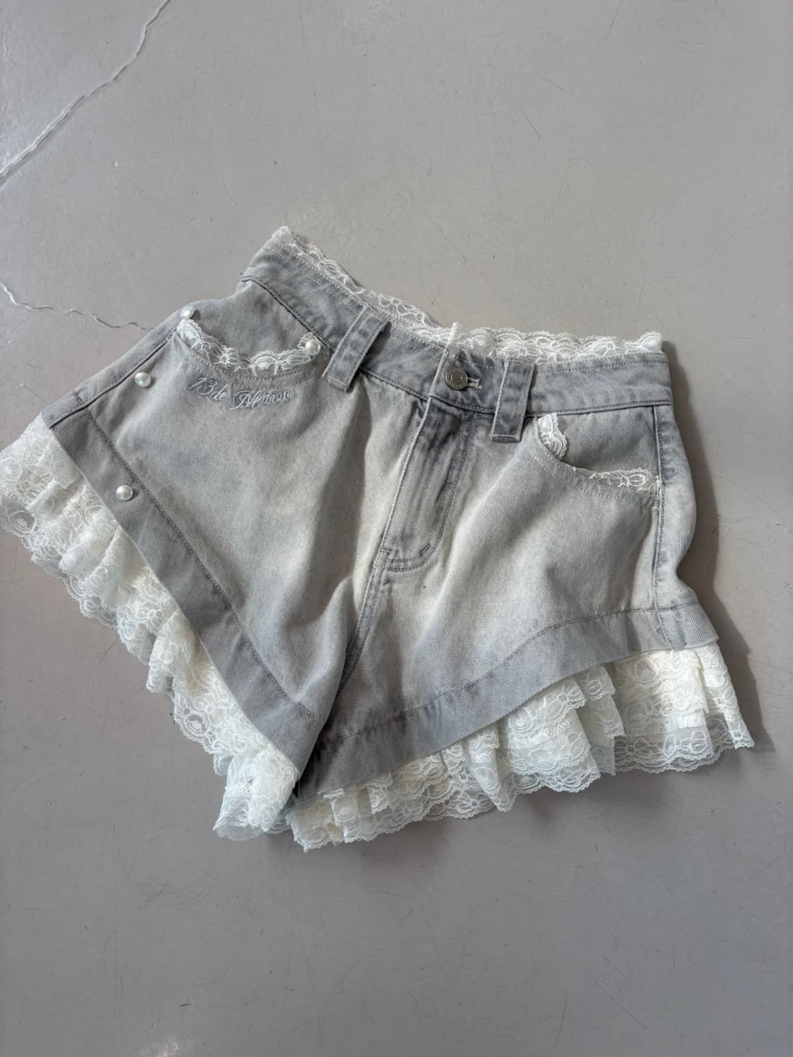 (New) 13de Marzo Lace Denim Shorts 상품이미지1