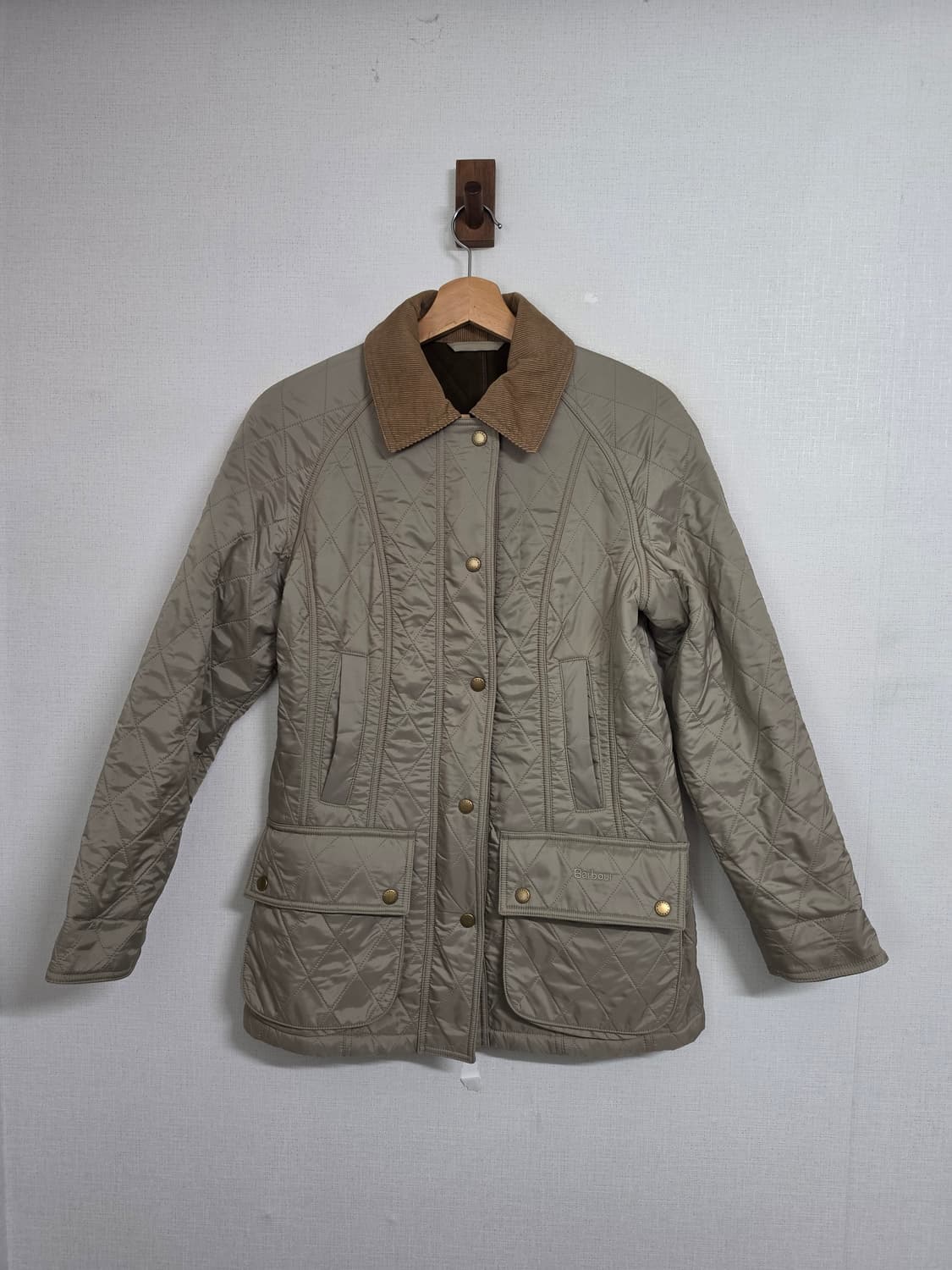 바버 여성 퀼팅 자켓 UK8 상품이미지1