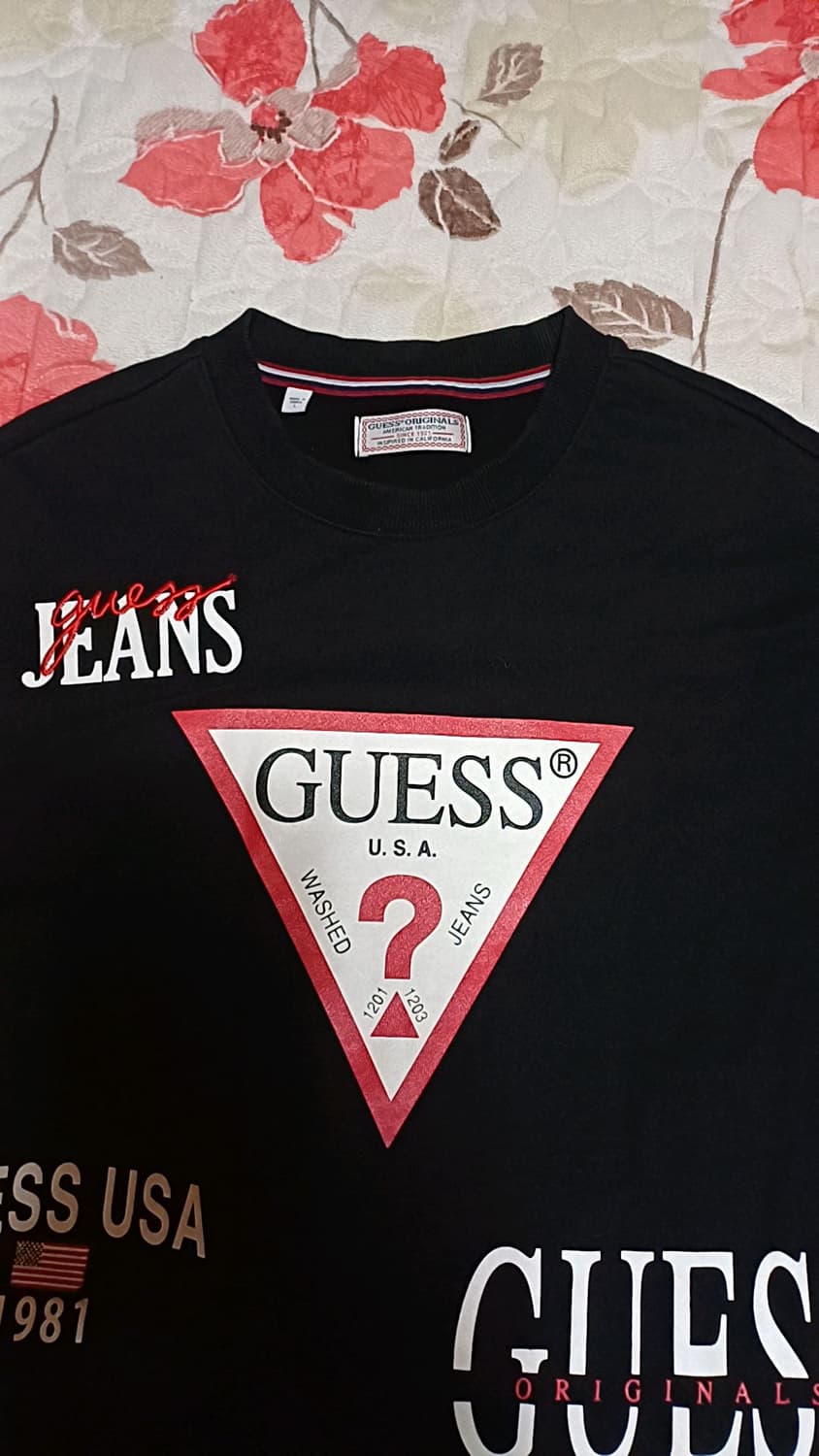 게스 맨투맨 실측105 가슴58 기장74 상품이미지2