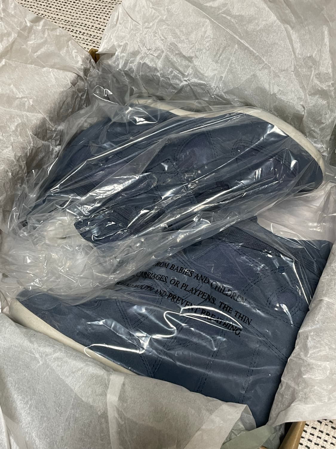 새상품 Ash bowie suede  navy sneakers 37 상품이미지5