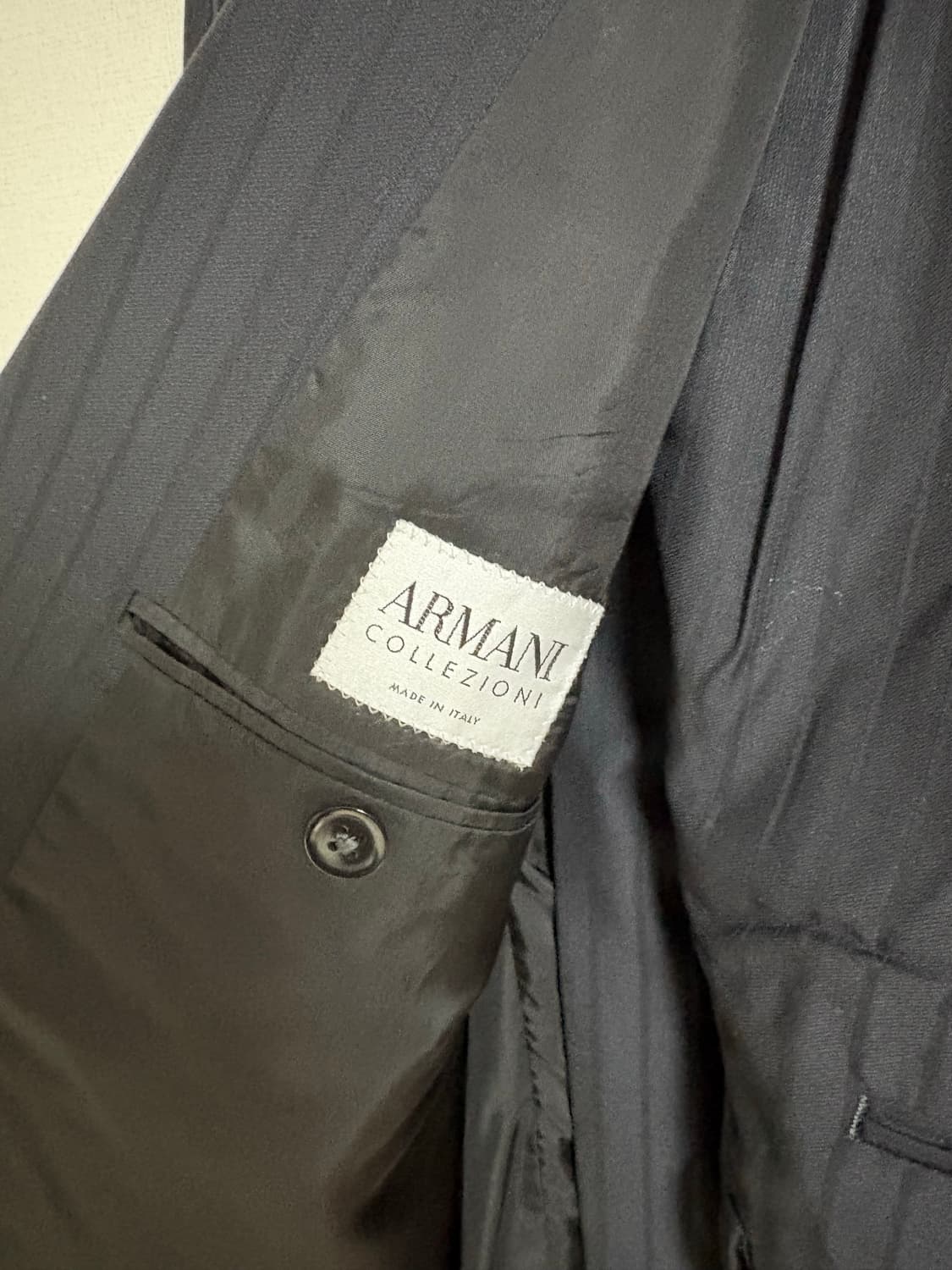 Armani Collezioni 더블 브레스티드 수트 | 블랙 스트라이프 상품이미지3