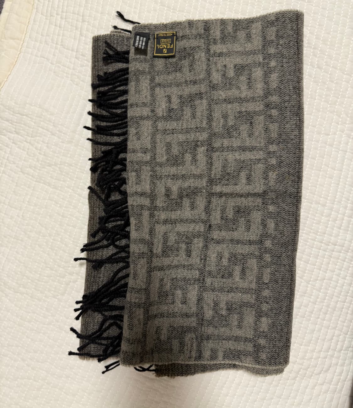 펜디(FENDI) 머플러 판매합니다 상품이미지5