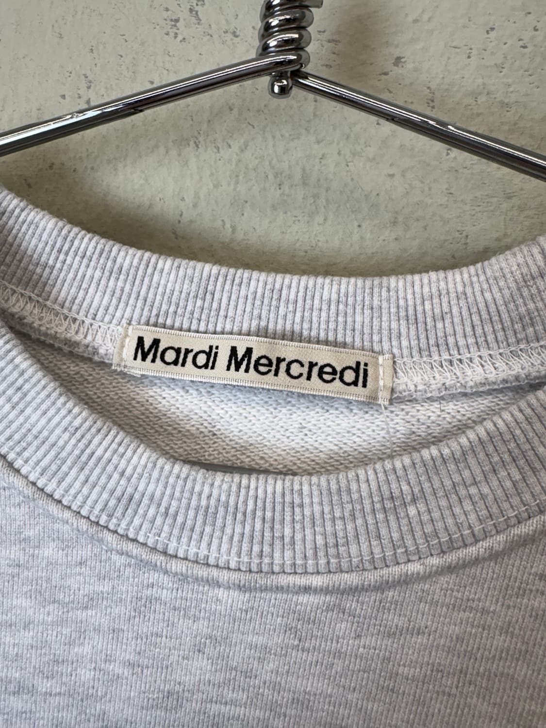 마르디메크르디 플라워 로고 맨투맨 상품이미지5