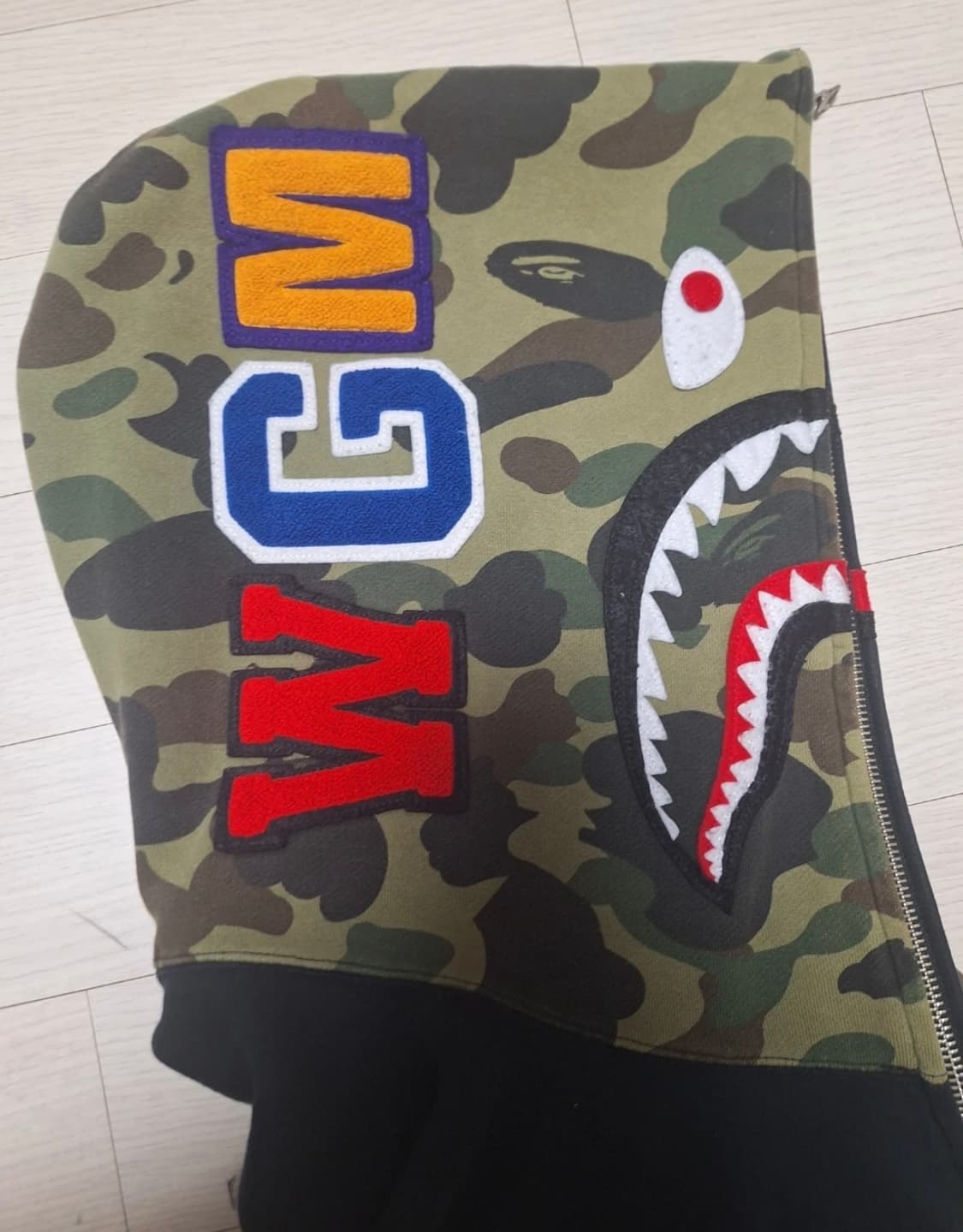 베이프 녹계 반카모 후드집업 상품이미지2