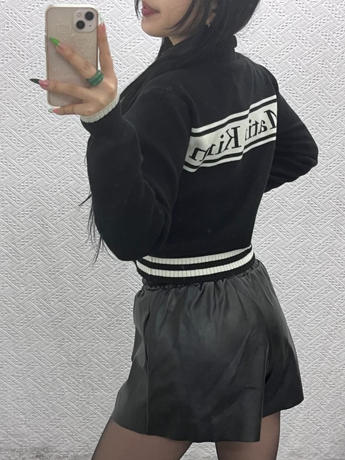 마뗑킴 빈티지 모던 시크 힙 세미크롭 집업 가디건 S C09057 상품이미지1