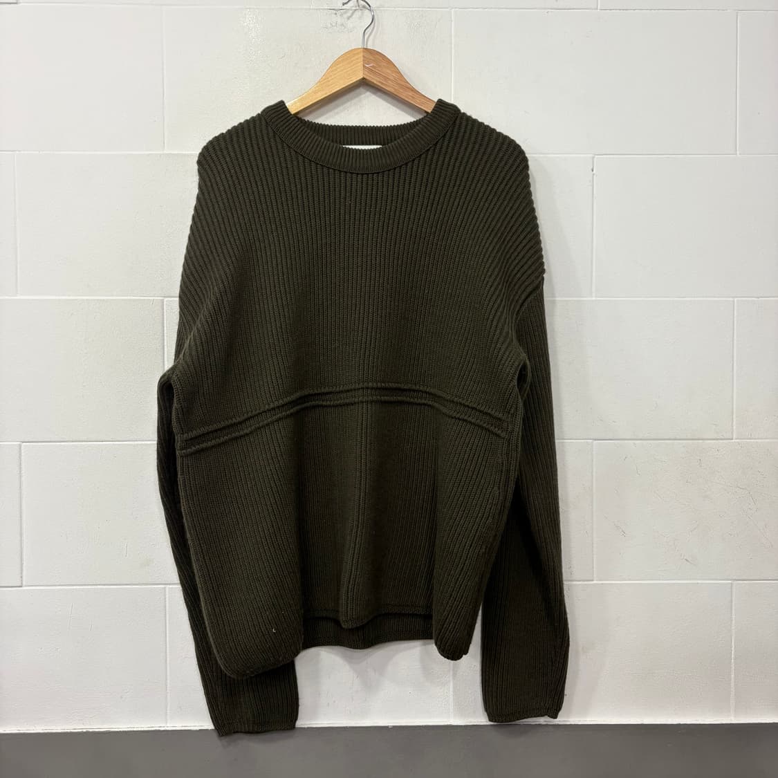 앤더슨벨 YOU 자수 니트 상품이미지1