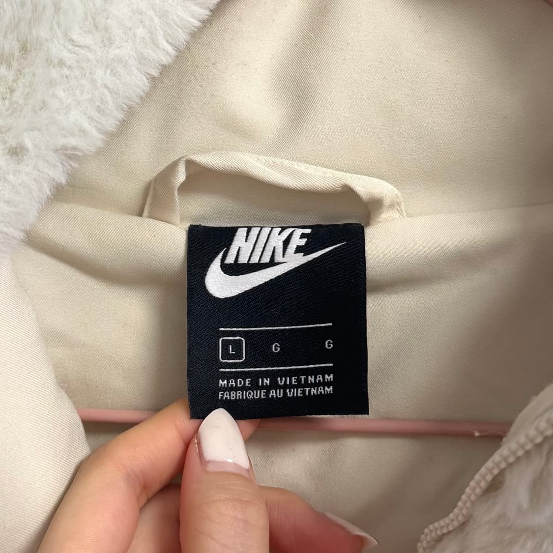 (90) 나이키 빅스우시 퍼자켓 아이보리  상품이미지2