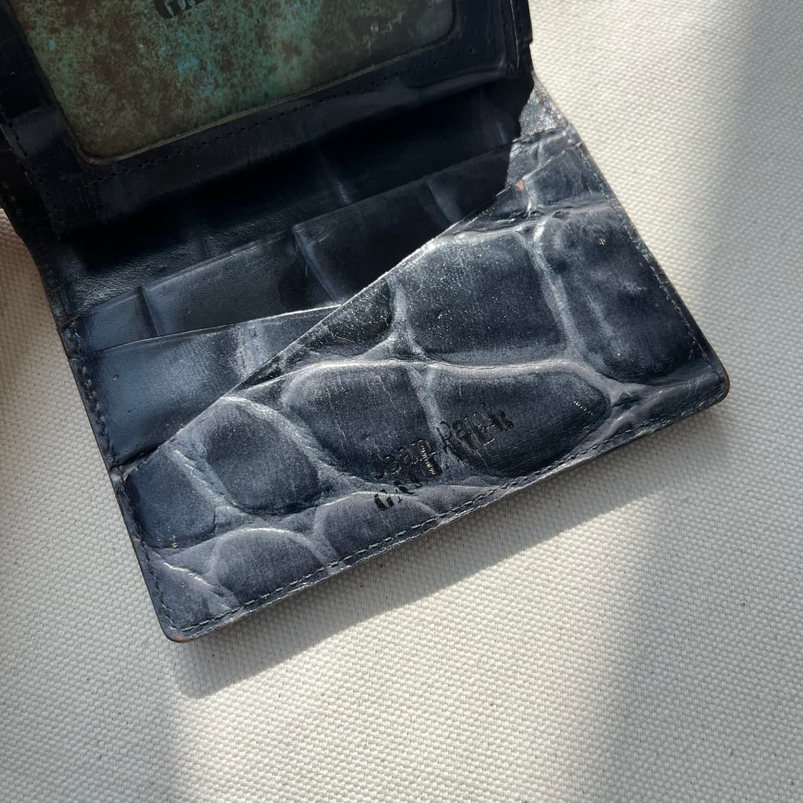 장폴고티에 크로커다일 엠보 레더 카드월렛 상품이미지3