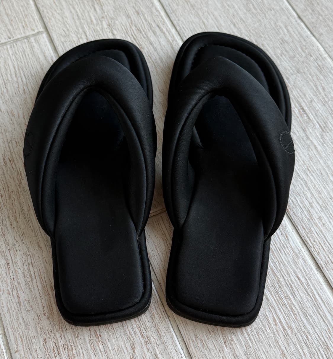 다이닛 CLOUD FLIPFLOP 블랙 240 상품이미지8