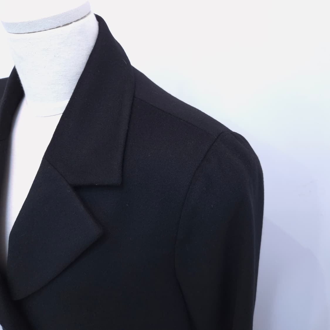 100% 스코틀랜드산 캐시미어 블랙 롱코트 상품이미지3