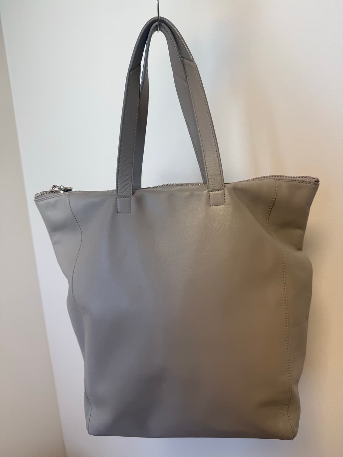 마르지엘라 레더 쇼퍼백 상품이미지2