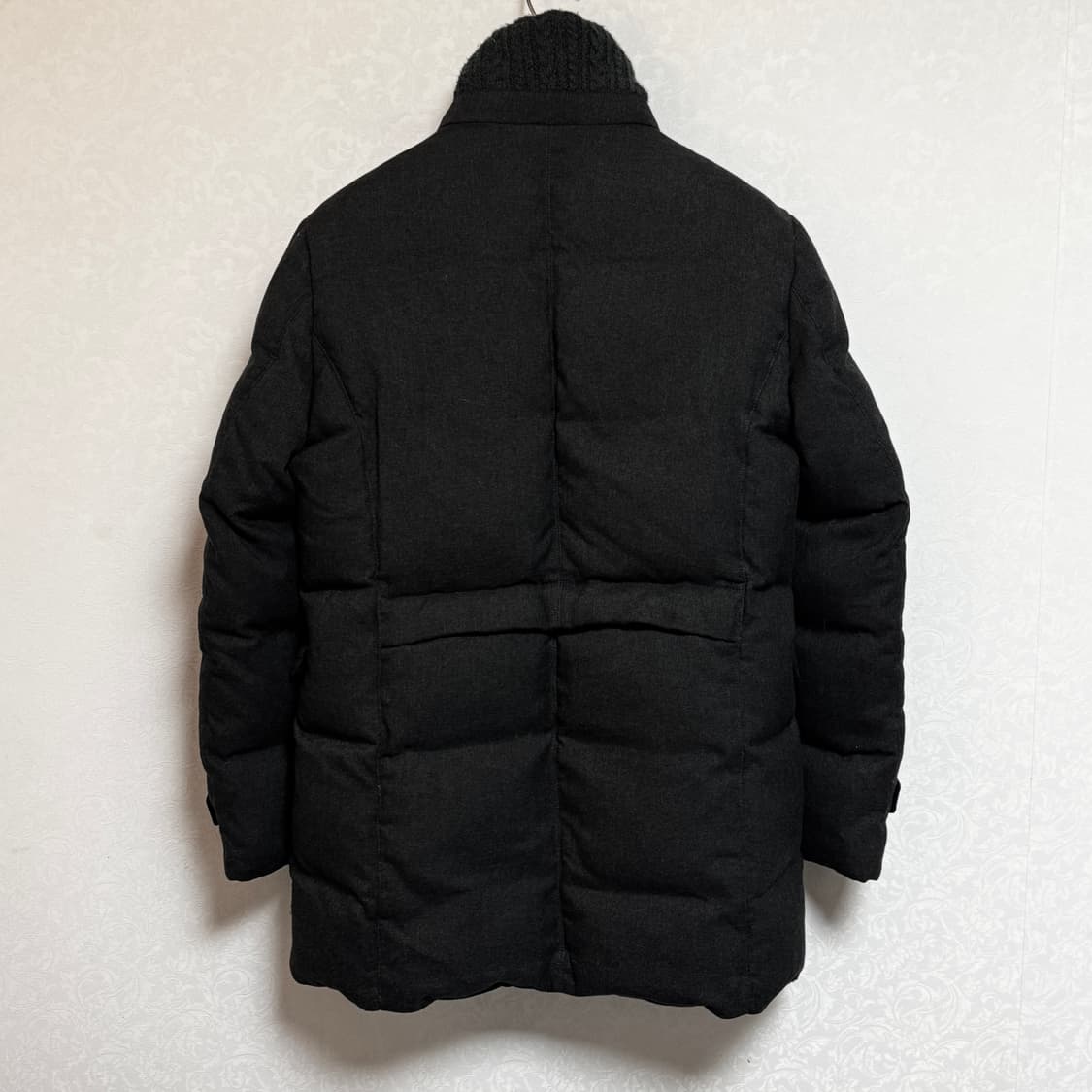 (95) 코모도스퀘어 차콜 슈퍼 프리미엄 다운 패딩 상품이미지3
