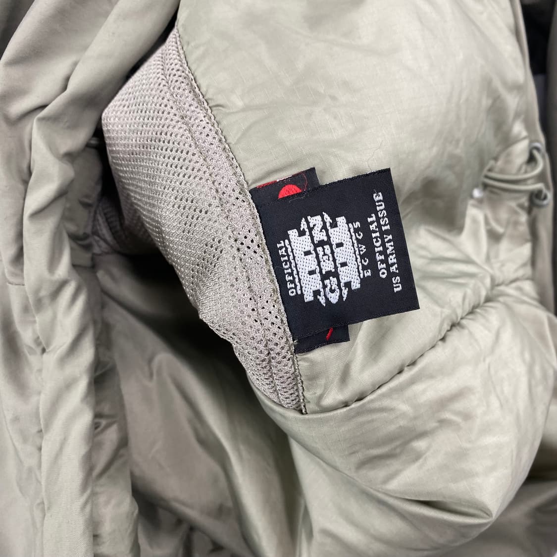 USA 밀리터리 Gen3 Level 7 프리마로프트 군납 파카 (105) 상품이미지9