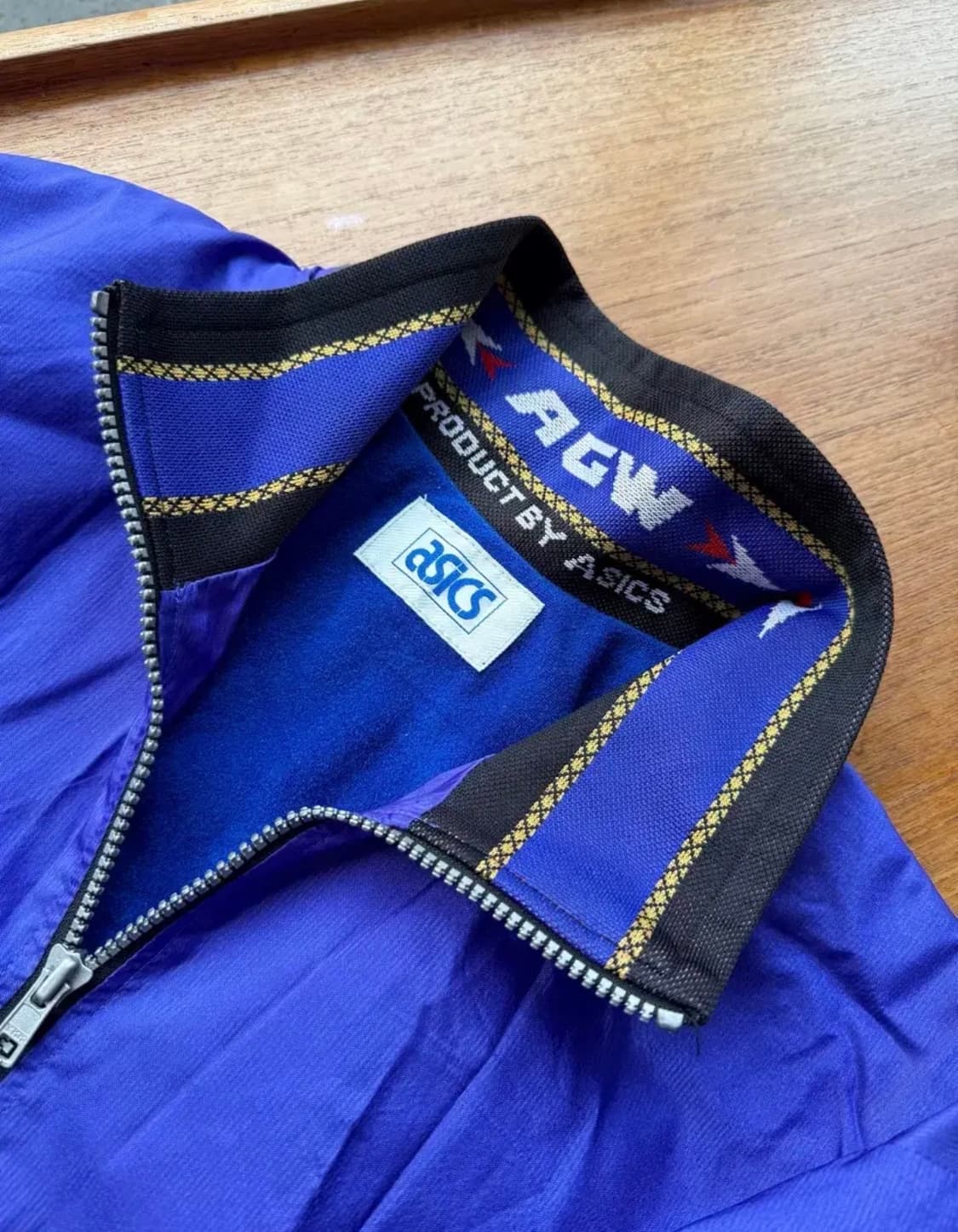 AGW by asics 아식스 올드스쿨 점퍼 size M 상품이미지6