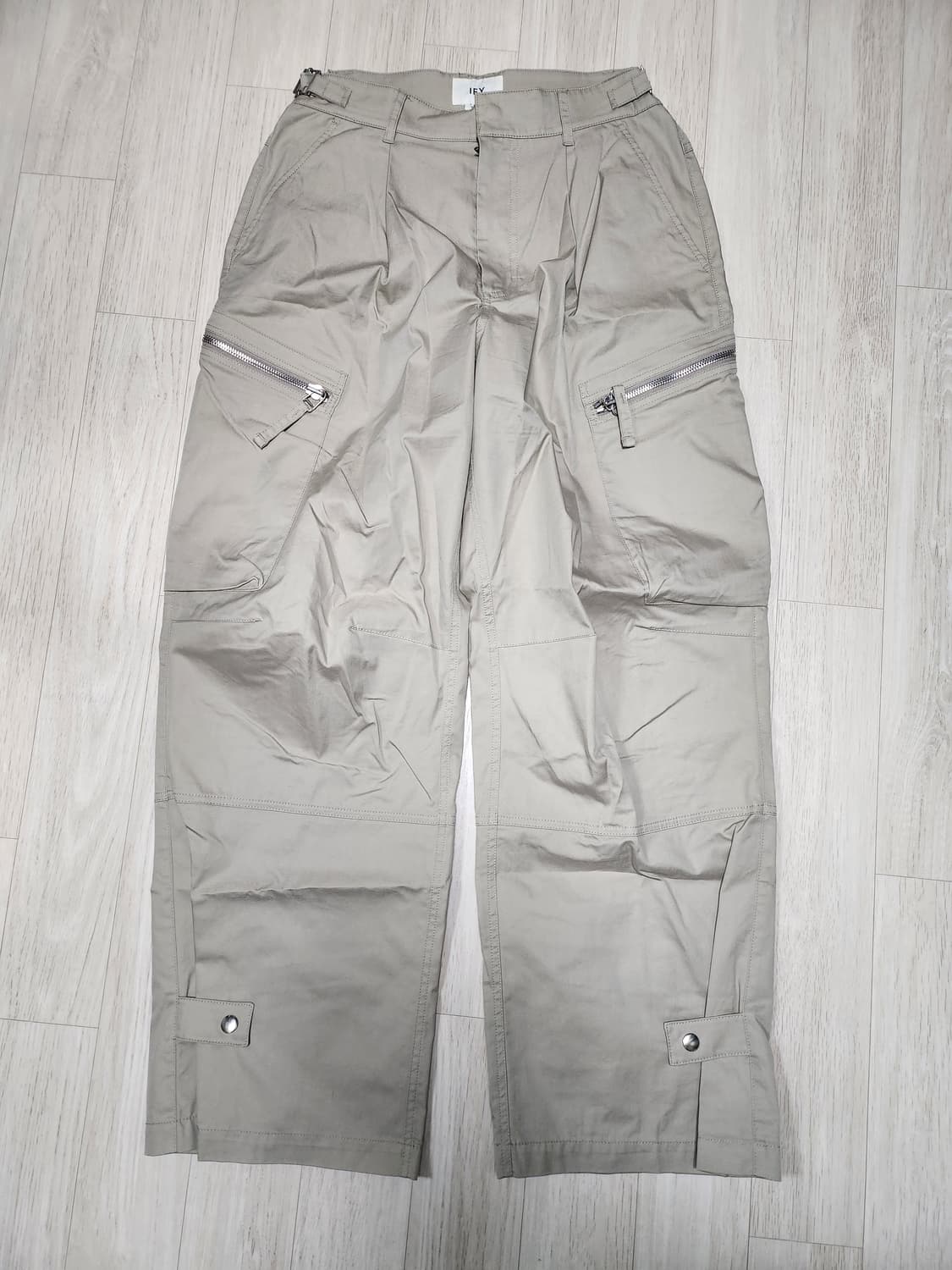 이에이IEY 앵글 카고 팬츠 베이지 M (짱구대디 콜라보) 상품이미지1