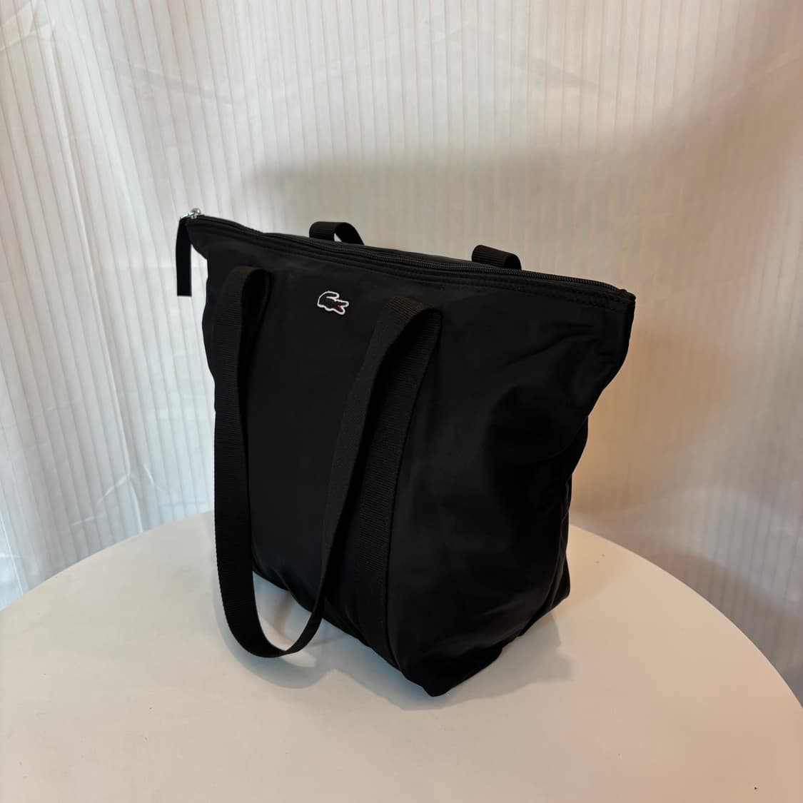 정품 라코스테 PVC 숄더백     상품이미지2