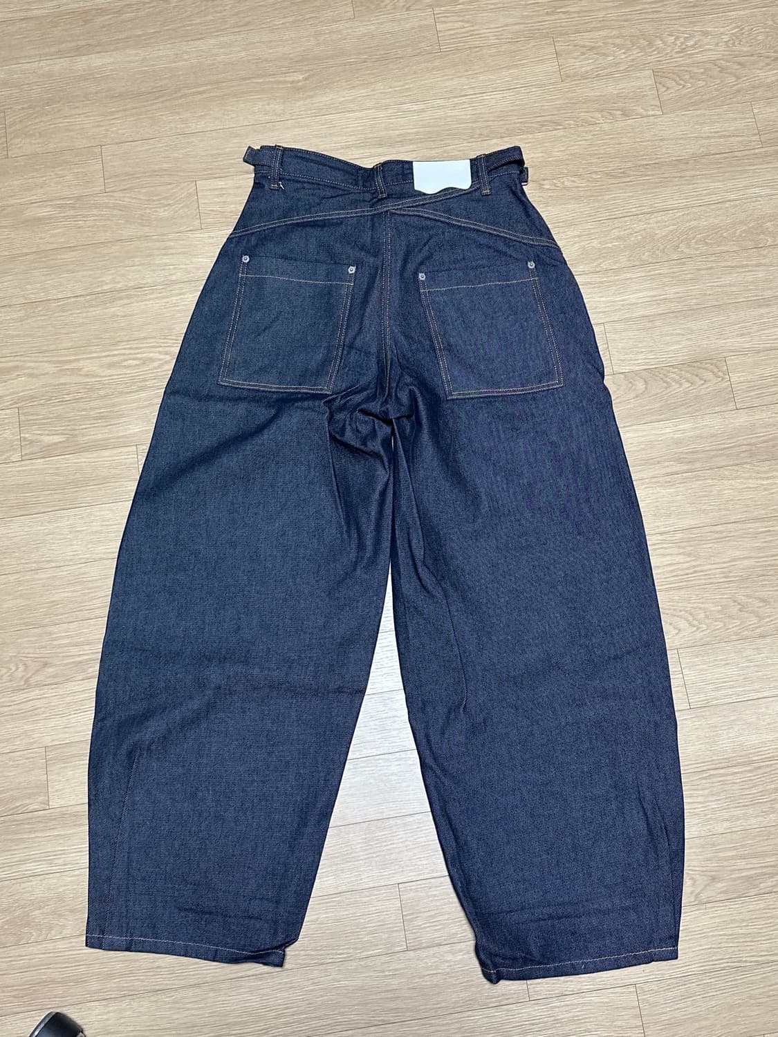 웨이비니스 오블리크 커브드 데님 팬츠 인디고 1 사이즈 상품이미지2