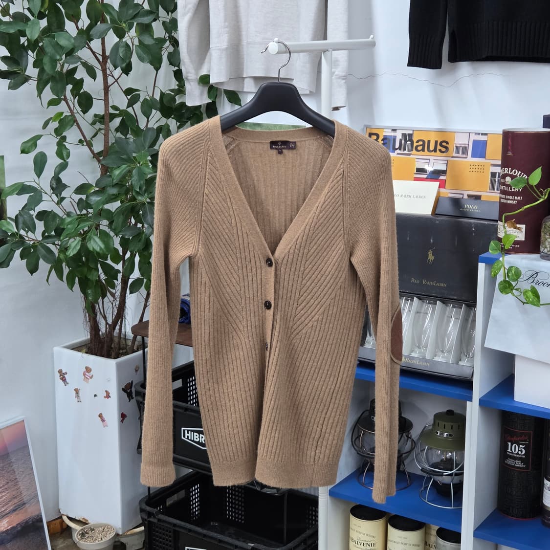 멀버리 엘보우패치 카멜 니트 가디건 5 상품이미지1