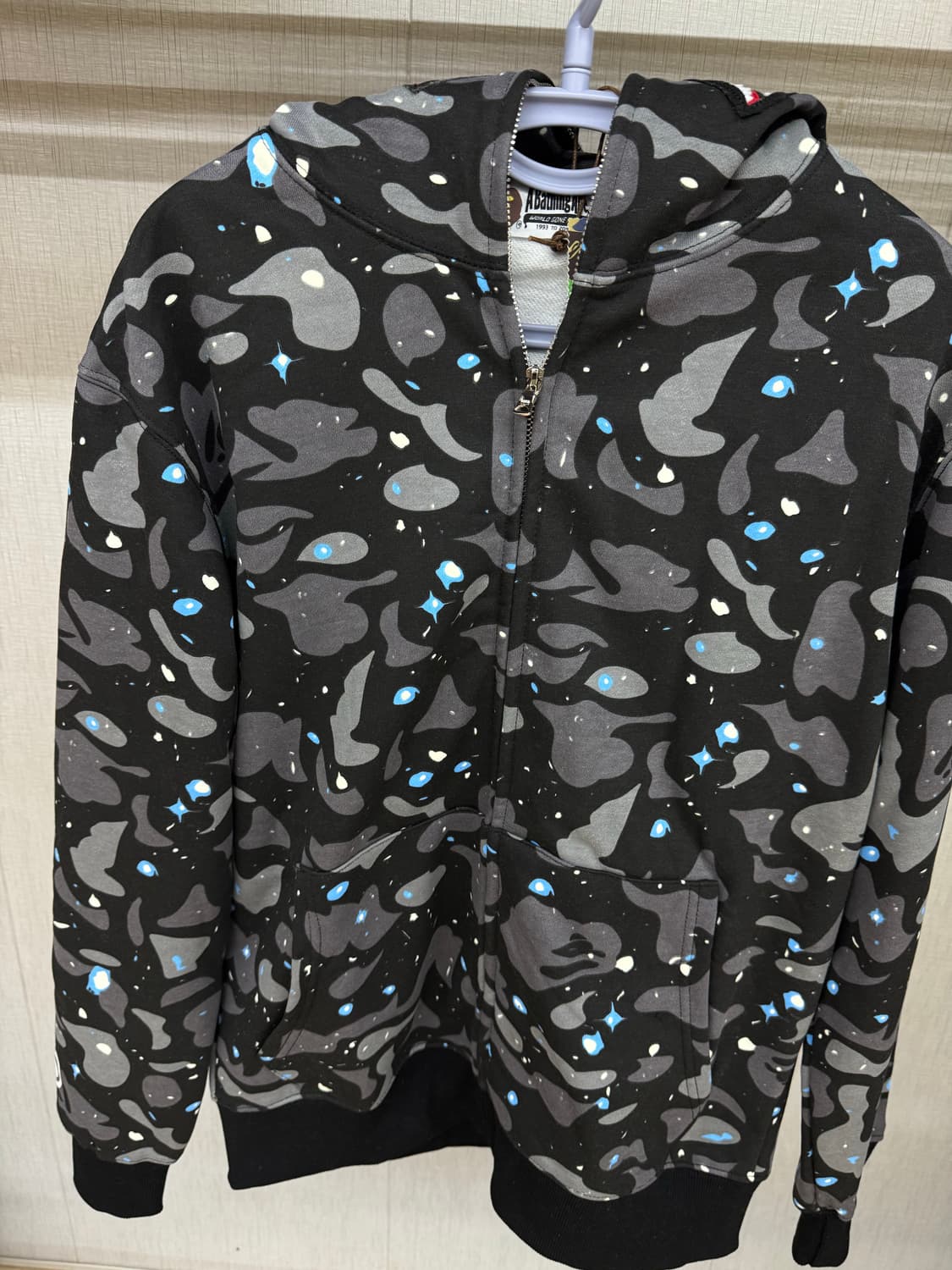 {새상품}베이프 샤크 후드집업 그레이블랙 야광 상품이미지2