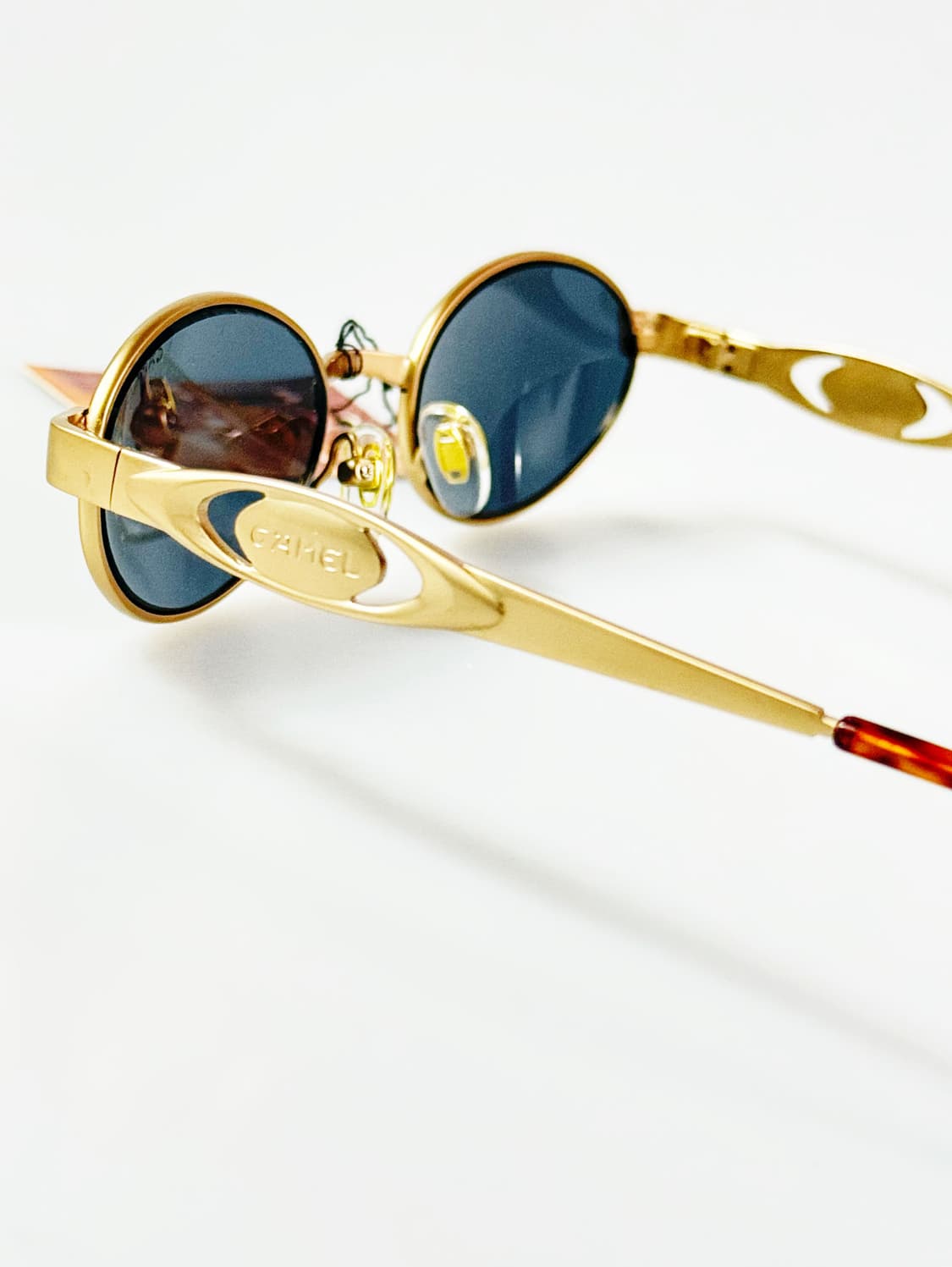 90s CAMEL 골드 슬림 오벌 프레임 빈티지 선글라스 상품이미지4