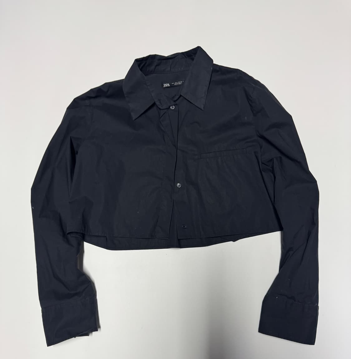 여성 자라 ZARA 미니멀 크롭 셔츠 S ~ M 블랙 상품이미지1
