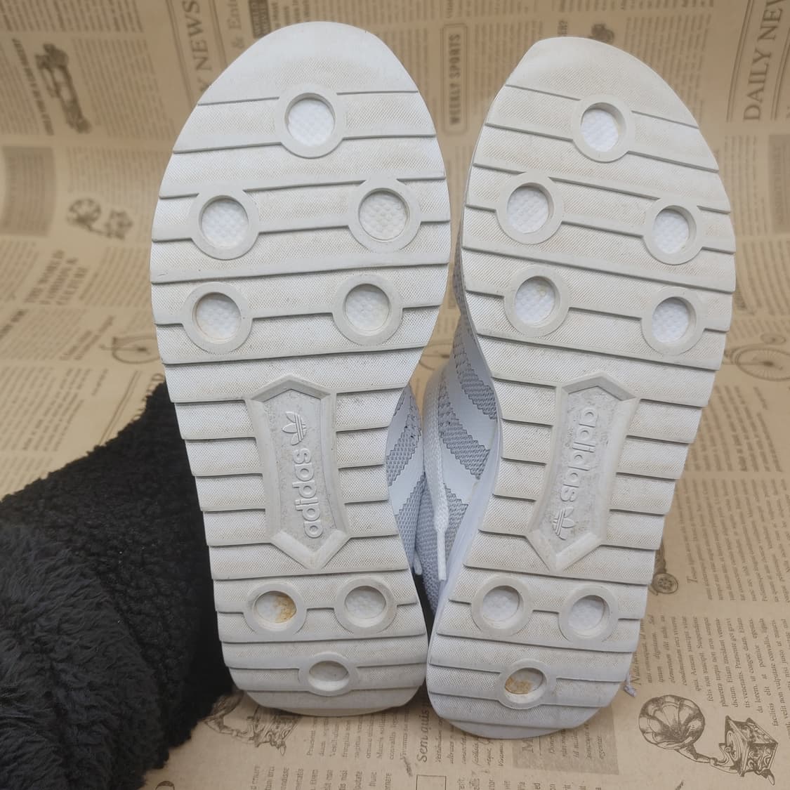 아디다스 플래시백 여성런닝화230 상품이미지3