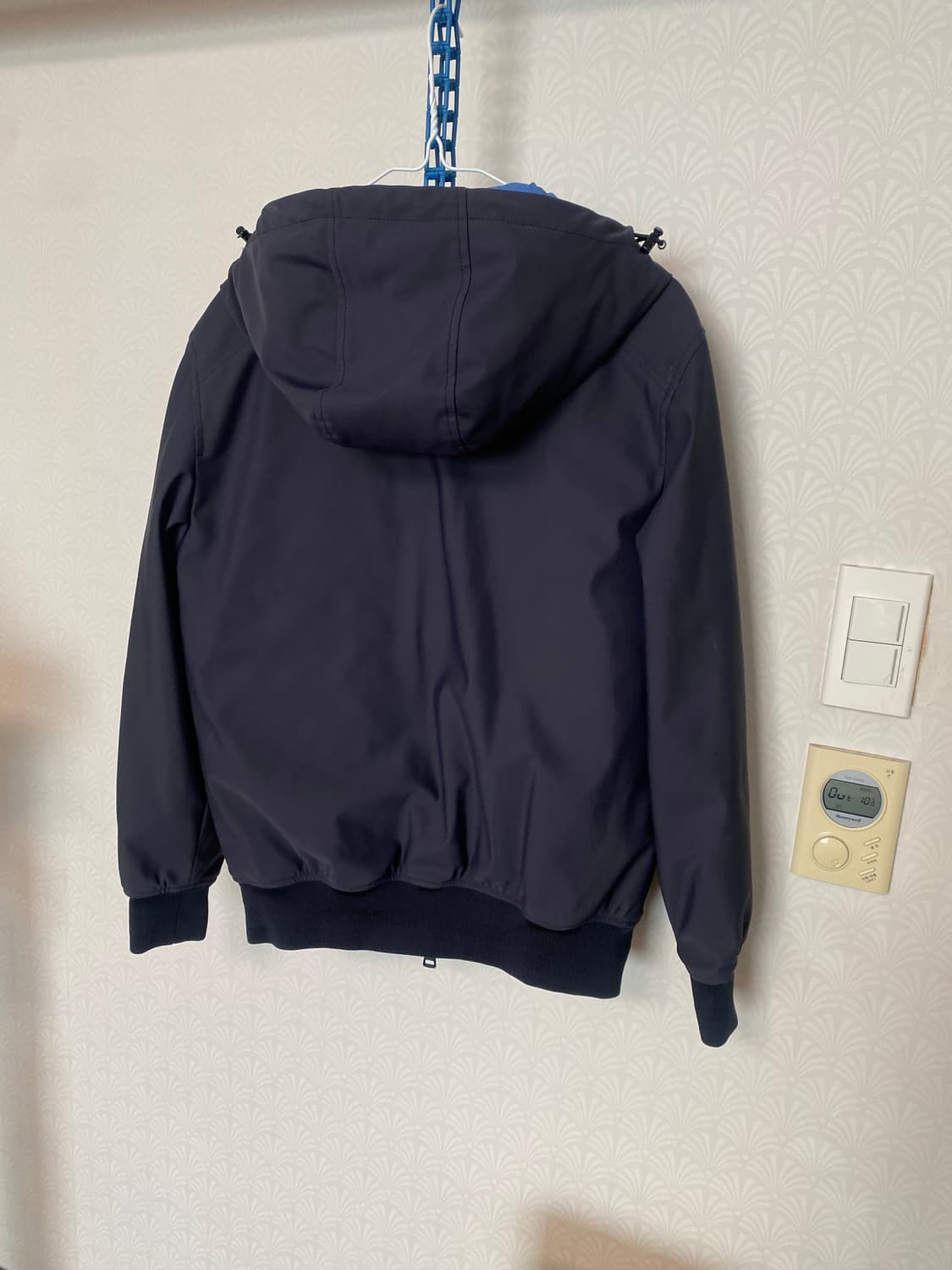 몽클레어 프리마로프트 구스 경량 후드점퍼 (95사이즈) 상품이미지6