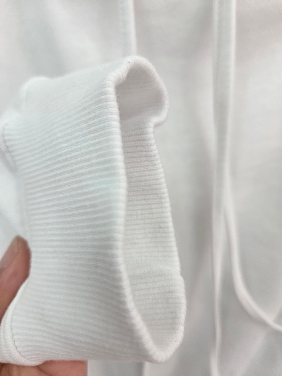 F 23SS 나체 슬릿 레이어드 맨투맨 화이트 상품이미지4