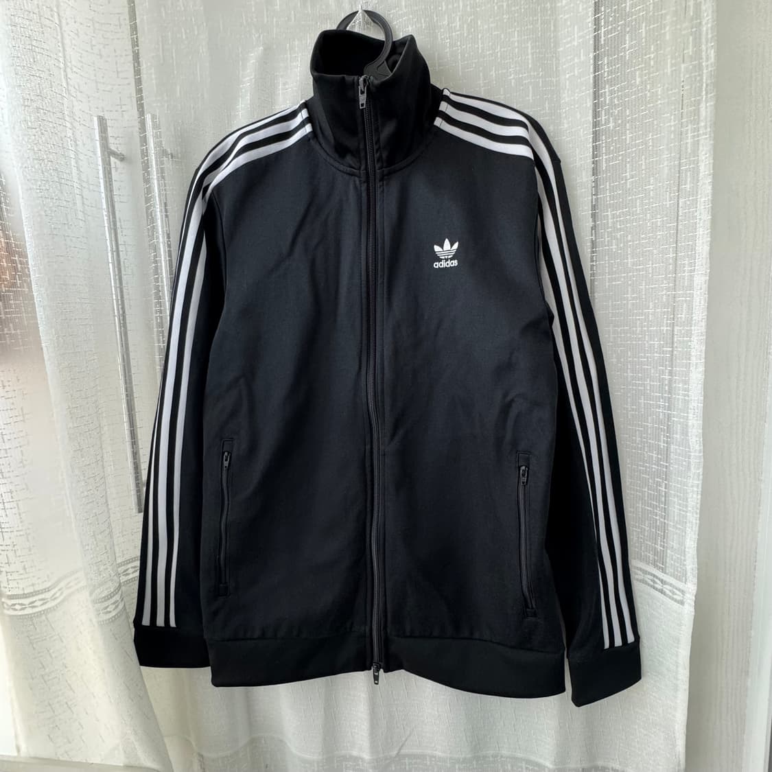 아디다스 불꽃자수로고 트랩탑 블랙져지 L 상품이미지1