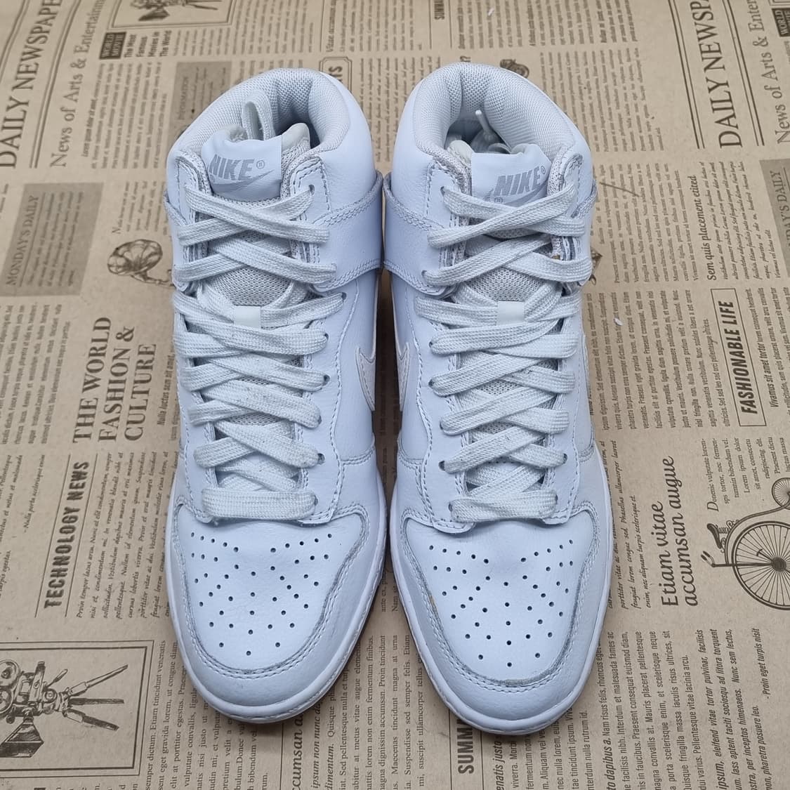 나이키 덩크 하이 세일검 225 상품이미지2