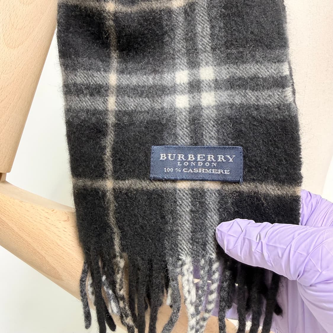 [캐시미어 100%] 버버리 블랙 체크 머플러 목도리 상품이미지2