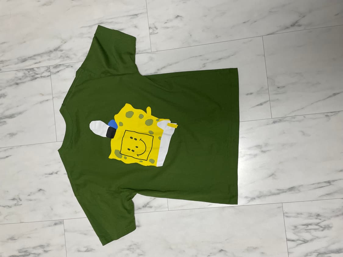 유니클로 스폰지밥 m사이즈 상품이미지2