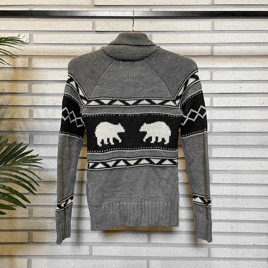 CANADA VINTAGE 코위찬 니트 가디건 베어 패턴 디테일 그레이 상품이미지3
