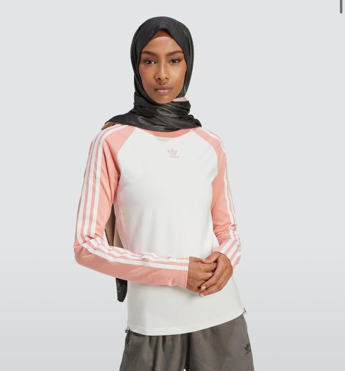 아디다스 슬림핏 롱 슬리브 - 원더클레이 / IY0781 상품이미지2