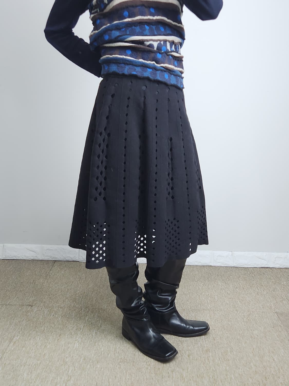 (오즈세컨)니트 펀칭 스커트 상품이미지5