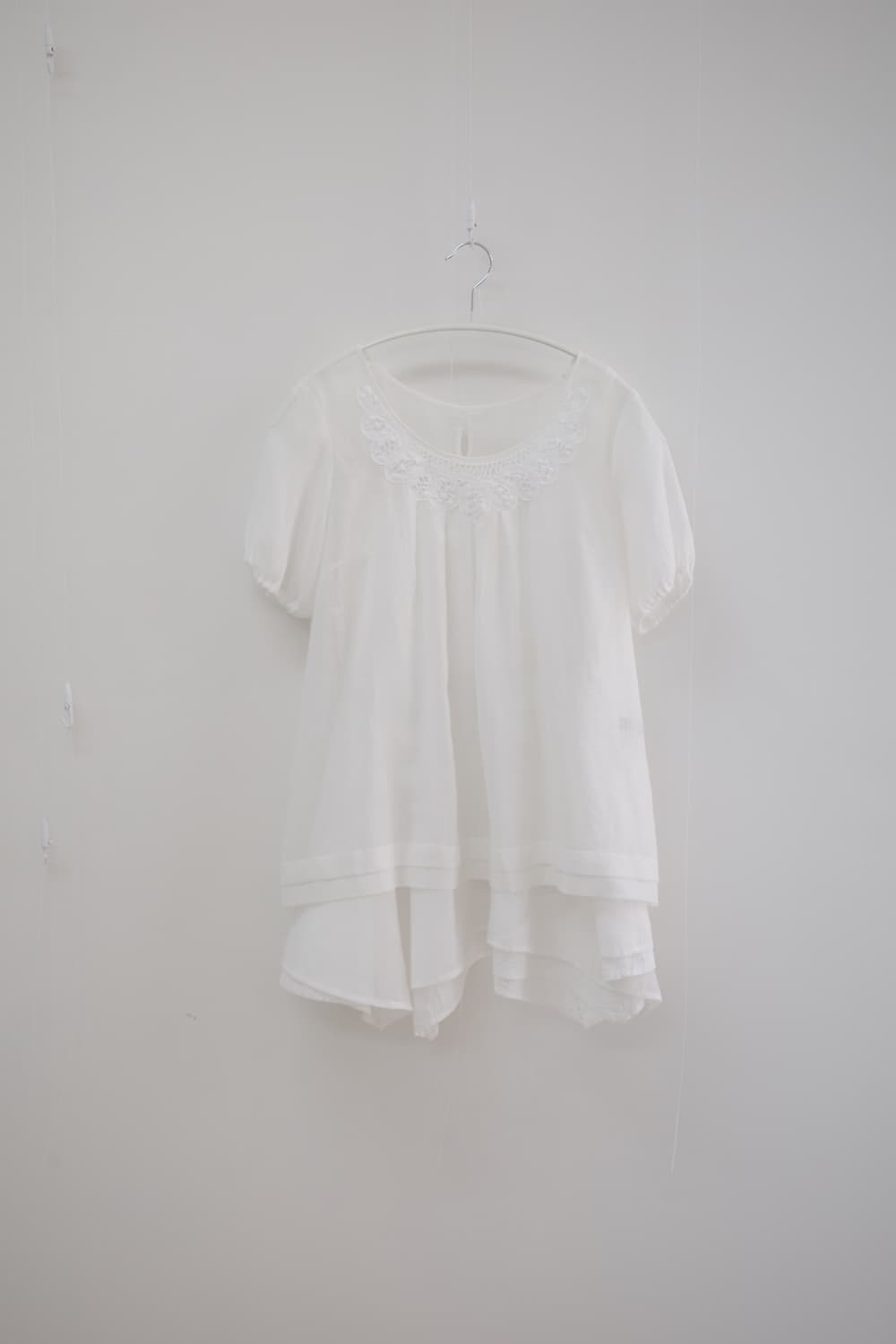 White Layered Sleeveless 상품이미지7