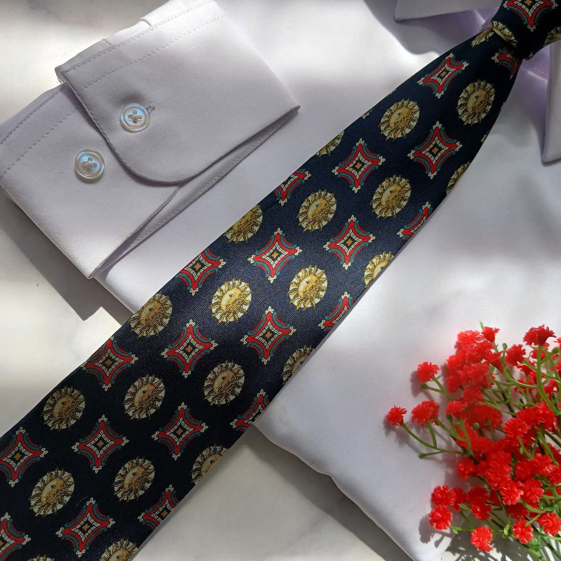 던힐 실크 네이비 태양 패턴 넥타이 9cm A+등급 E940 상품이미지5