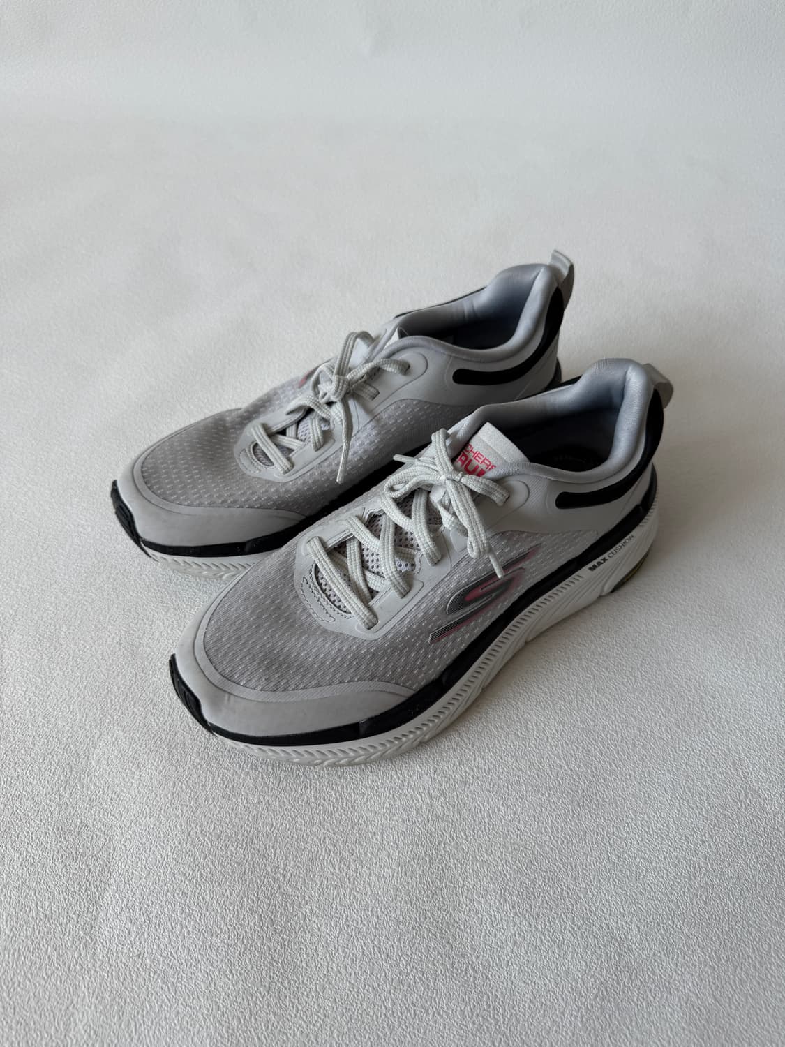 [250]스케쳐스(Skechers) MAX CUSHION 런닝화 상품이미지4