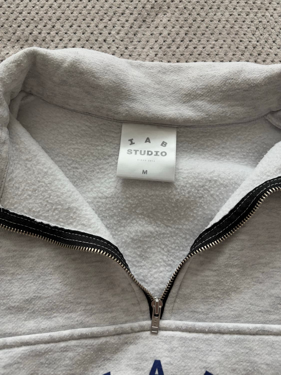 아이앱스튜디오 IAB 하프집풀오버 라이트그레이 상품이미지6