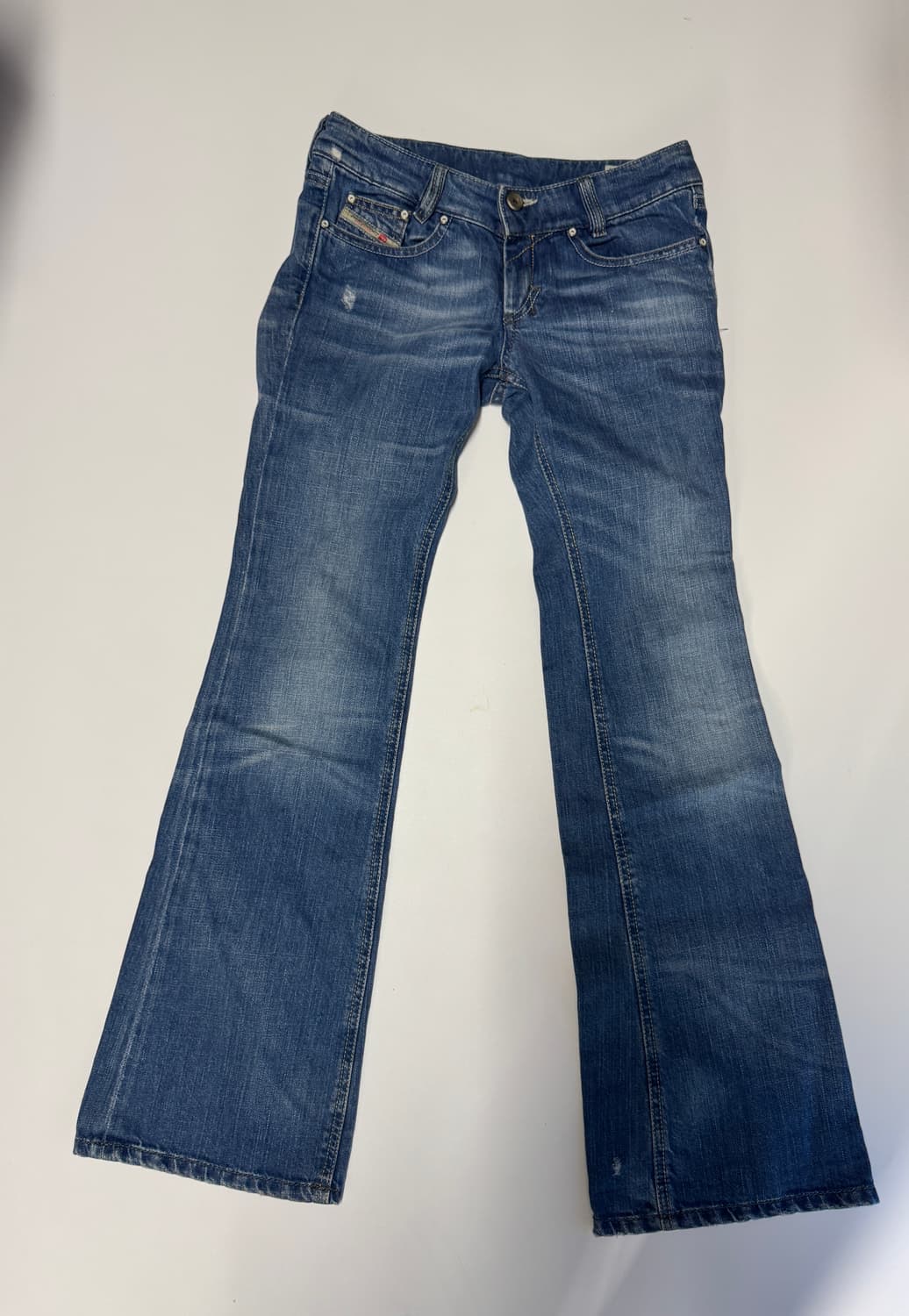 정품라벨!! 여성 디젤 로우라이즈 부츠컷 데님팬츠 29.9인치 상품이미지1