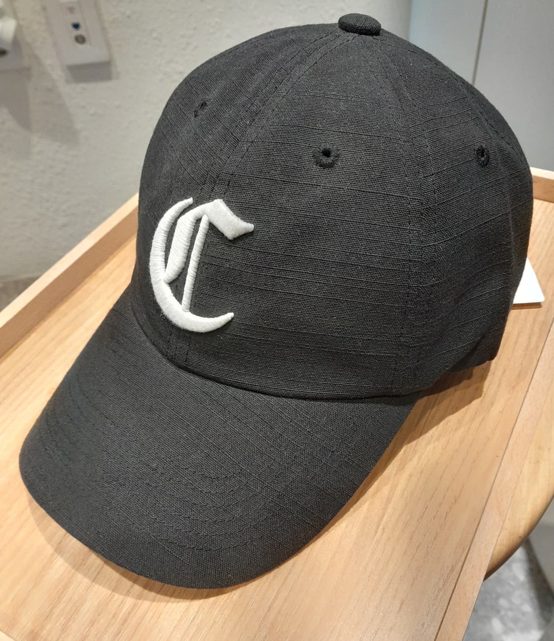 (새상품) 챕터 에잇 볼캡 블랙 상품이미지1